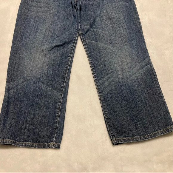 Liz Lange Maternity Full Panel Crop Jeans 2 - Picture 5 of 15